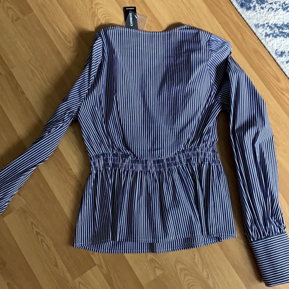 Express Peplum Work Top - Picture 5 of 5